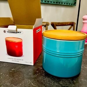Le Creuset Canister 1.5 qt. Carribean Blue